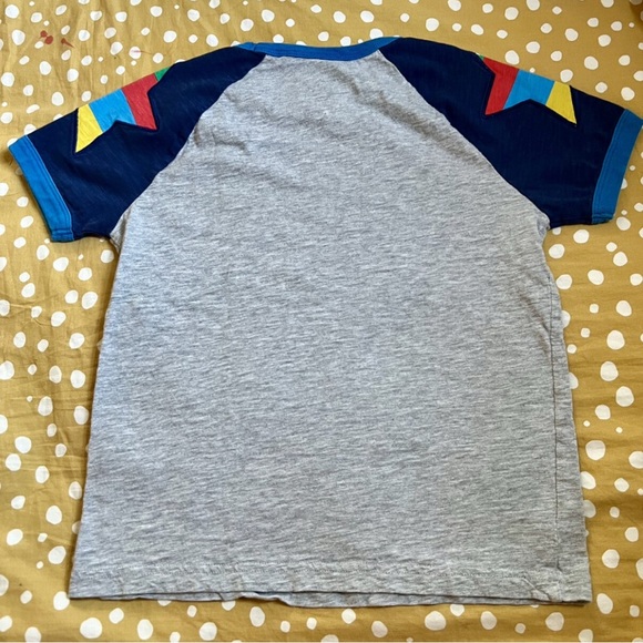 Mini Boden size 8 boys t-shirt with appliqué - Picture 3 of 11